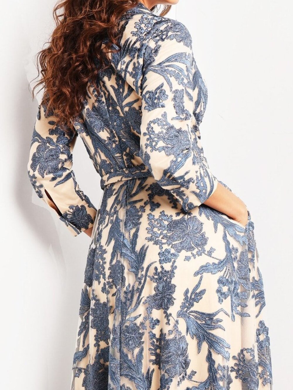 NWT Jovani 26148 Embroidered Quarter Sleeve Formal Dress Navy/Nude size 4 - Picture 4 of 7